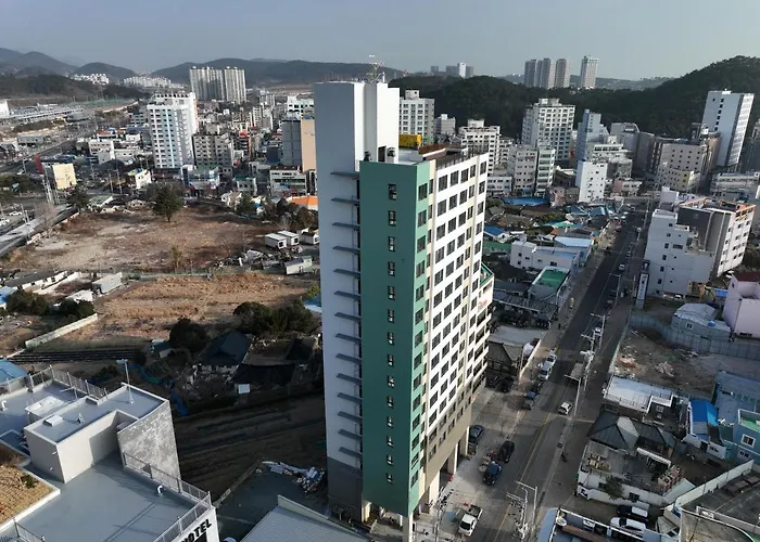 Hotel The First Ocean Songjeong *