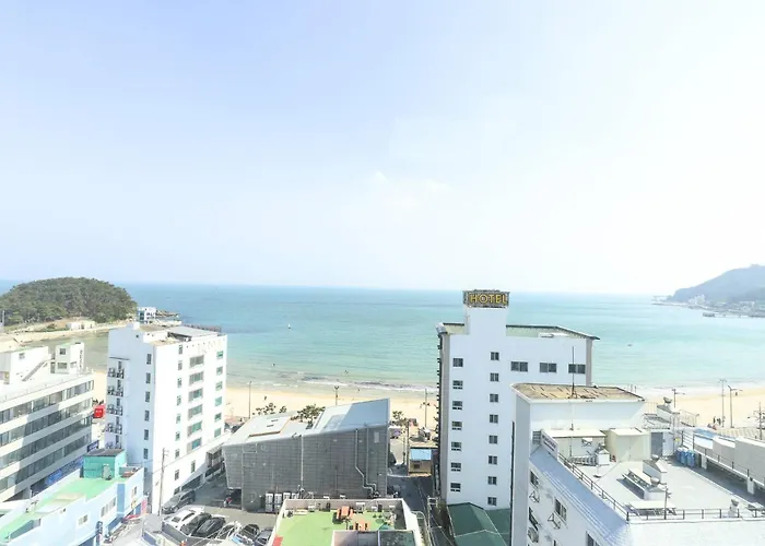 Hotel The First Ocean Songjeong *